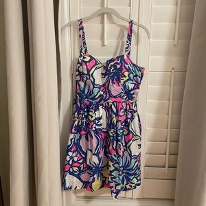 Size 10 Lilly Pulitzer sun dress bright pattern!